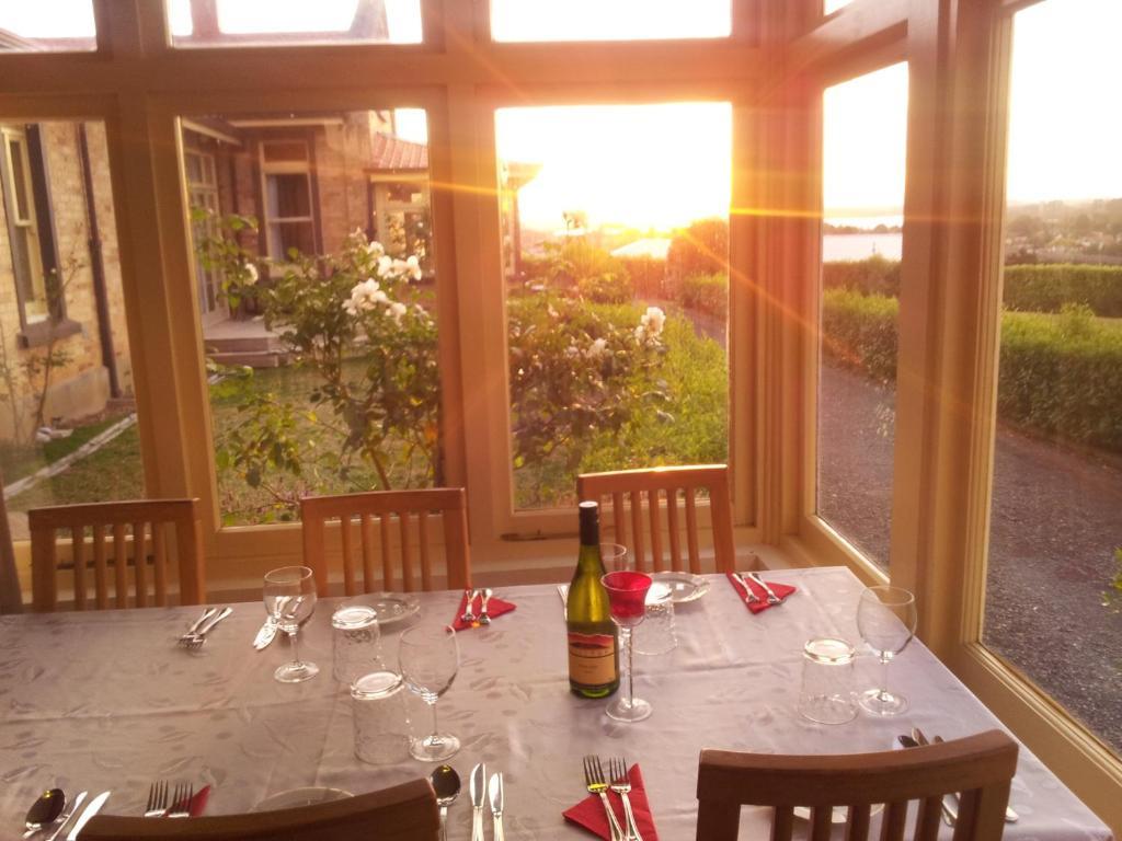 Manor Views Nz Hotel Huntly Ruang foto