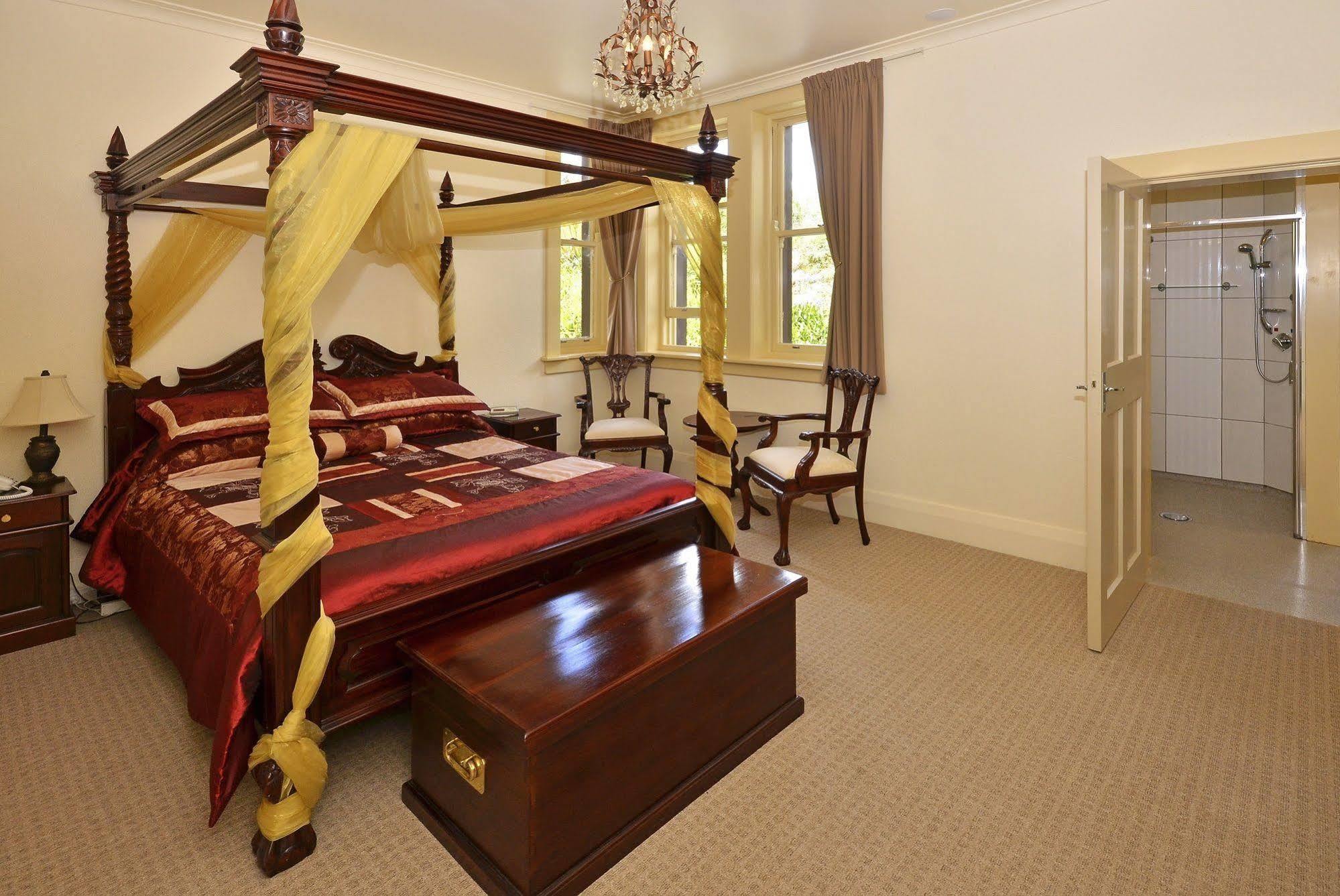 Manor Views Nz Hotel Huntly Bagian luar foto