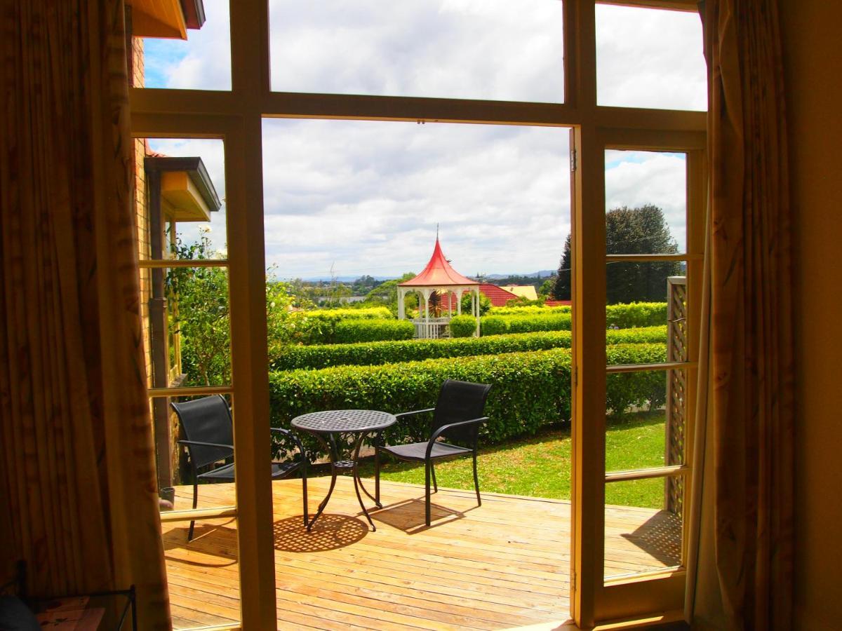 Manor Views Nz Hotel Huntly Bagian luar foto