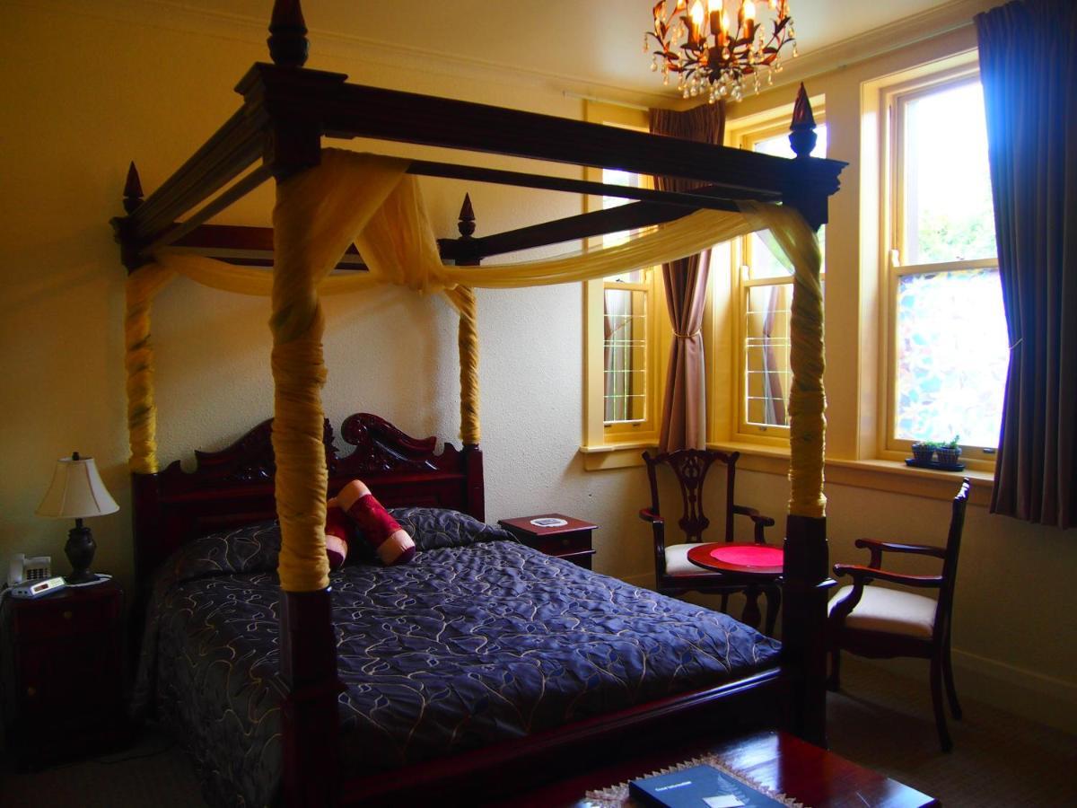 Manor Views Nz Hotel Huntly Bagian luar foto